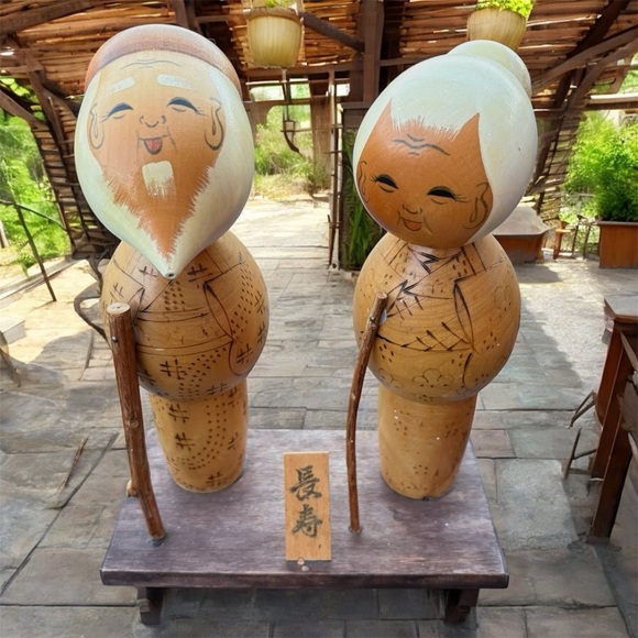 Vintage Japanese Wooden kokeshi dolls elderly couple takasago signed - Picture 2 of 6